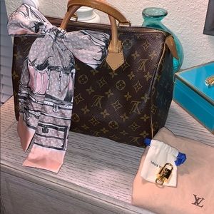 Authentic Speedy 30 pre loved